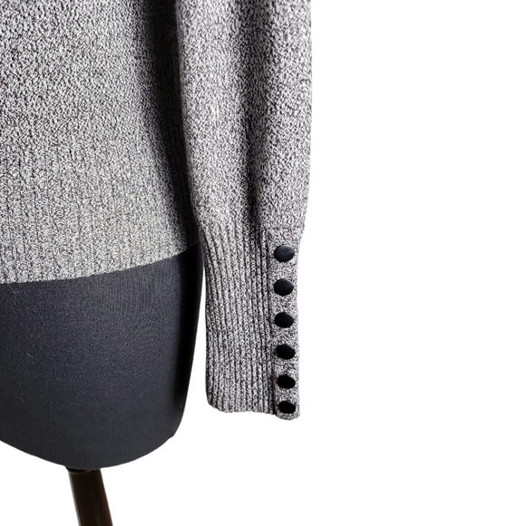 Dressbarn v neck fold over collar faux wrap gray sweater size small - Picture 5 of 8